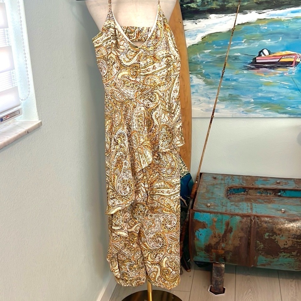 NWT Emma & Michelle Gold/Blue Floral Sleveless Romper,Jumpsuit Size Medium - Picture 6 of 11
